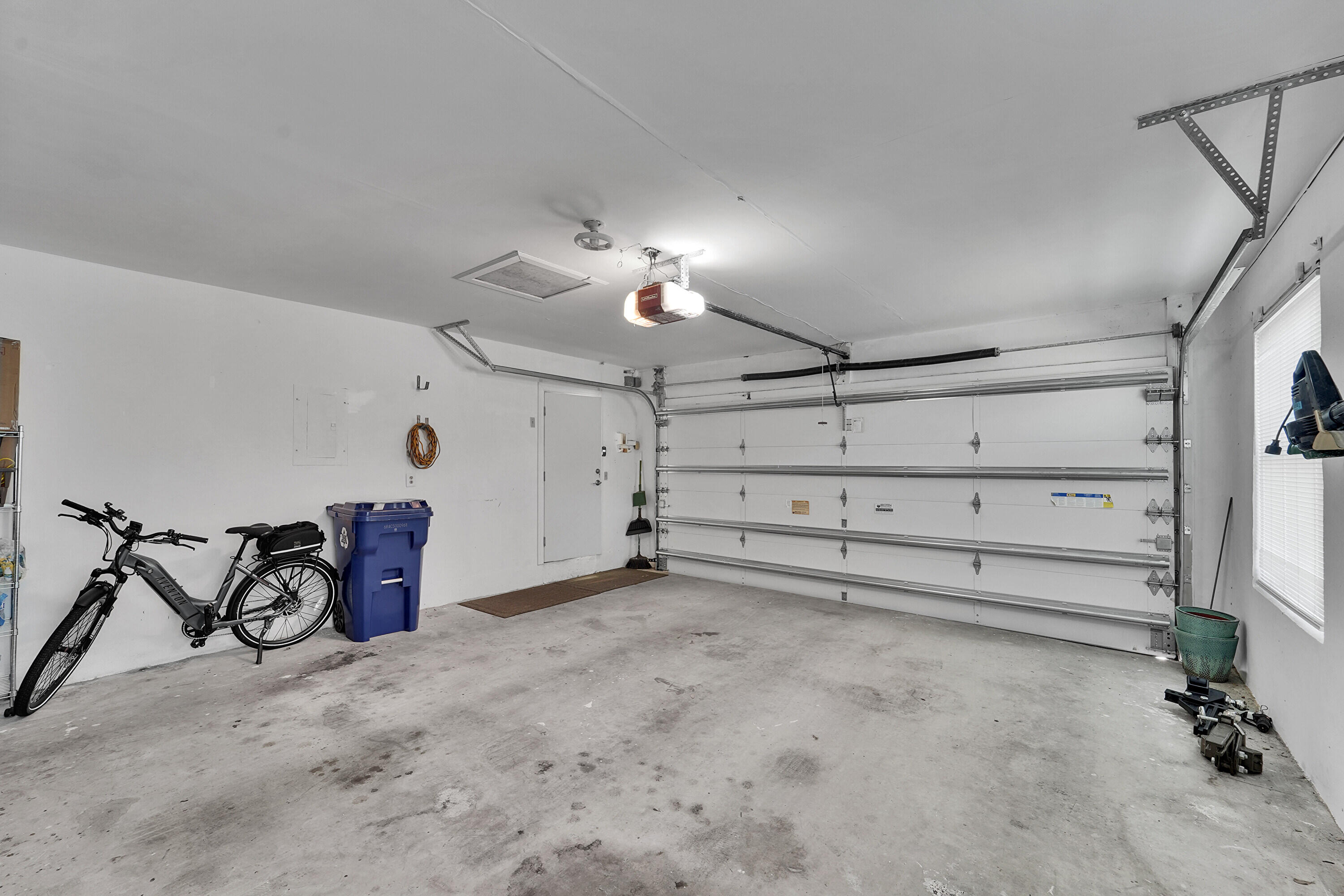 CYPRESS RUN - Residential