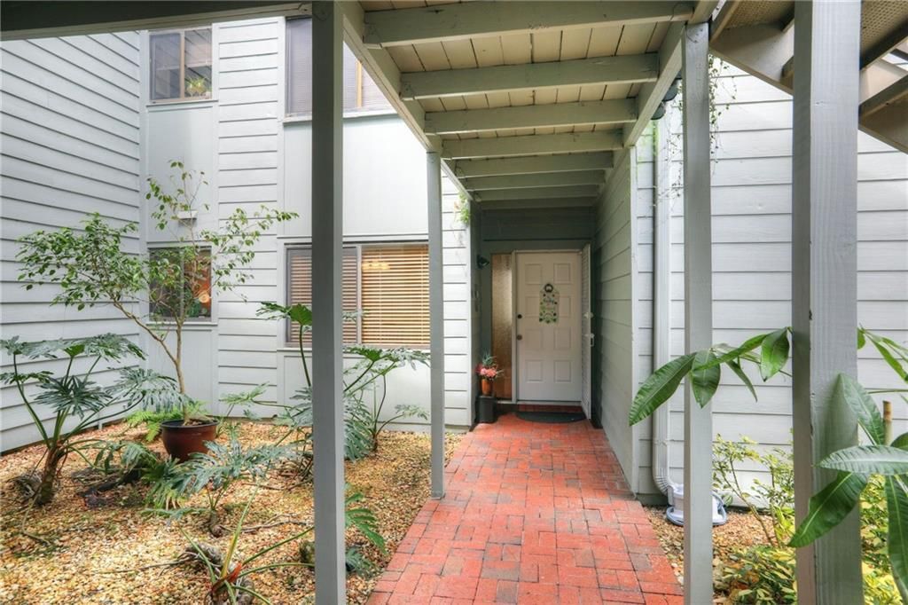 Photo of 2150 Pine Creek Boulevard #104, Vero Beach, FL 32966 (MLS # R10970181)