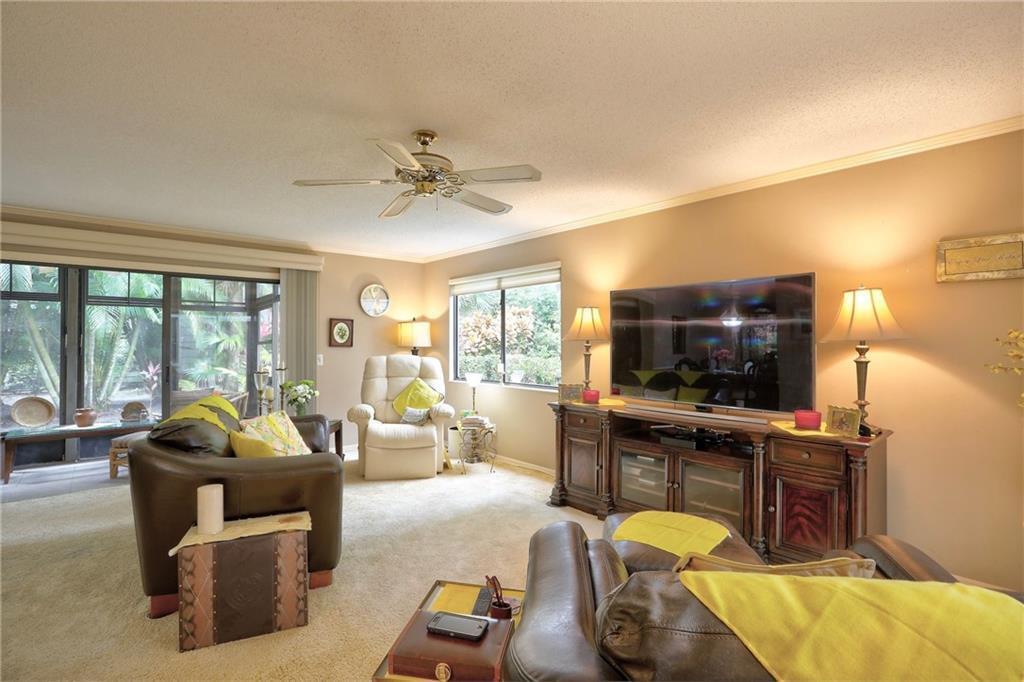 PINE CREEK CONDO IV - Residential