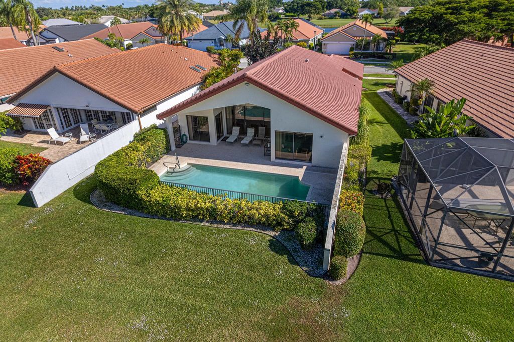 Photo of 10826 White Aspen Lane, Boca Raton, FL 33428 (MLS # R11143068)