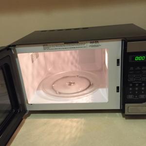 CASTLE PINES CONDOMINIUM - Residential Lease