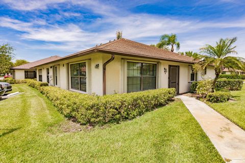 Photo of 1607 Laurel Leaf Lane #B, Fort Pierce, FL 34950 (MLS # B26021422)