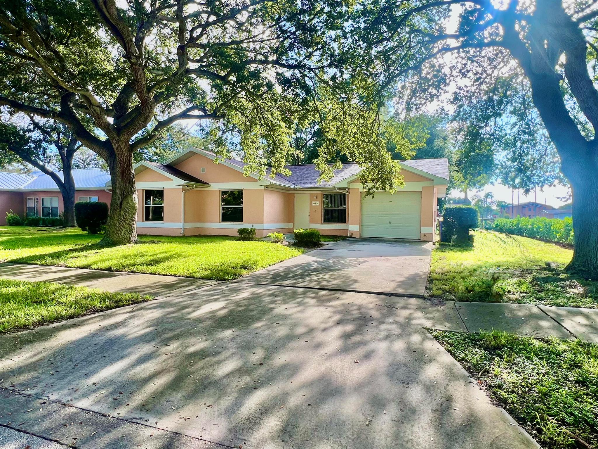 Home for Sale in Palm Walk Community🌴Don't miss this well-kept 3-bedroom, 2-bath home 1-Car Garage Featuring a spacious open floor plan, updated flooring, and a Bright Kitchen with ample storage, Laundry Room w/Utility Sink. this home is perfect for comfortable living and easy entertaining. Enjoy added value and peace of mind with a rRoof installed in 2024. The property also includes a Fenced-in Backyard and is nestled on a quiet street just minutes from shopping, dining, and schools.Move-in ready!