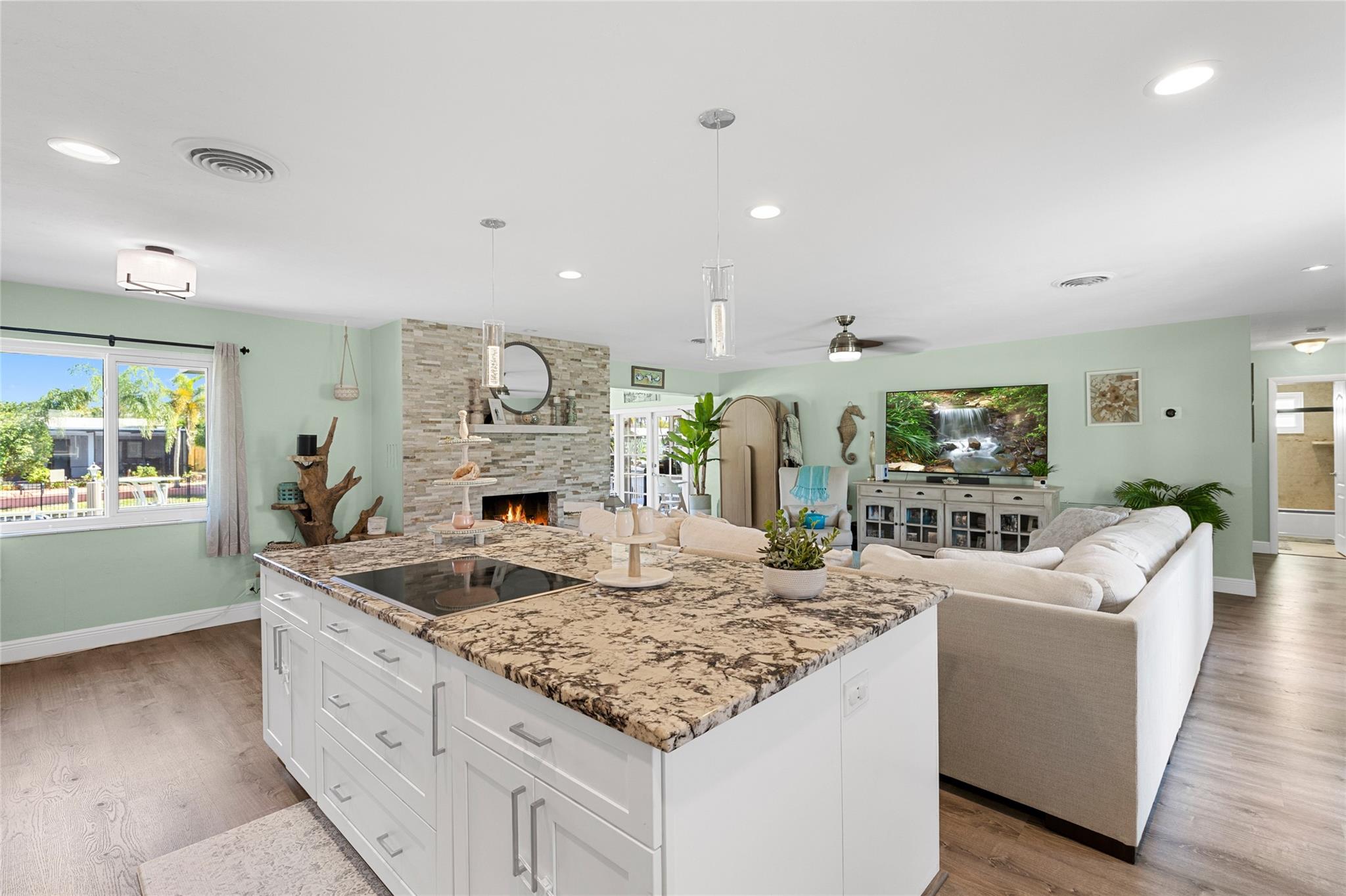 PLANTATION ISLES SEC TWO - Residential