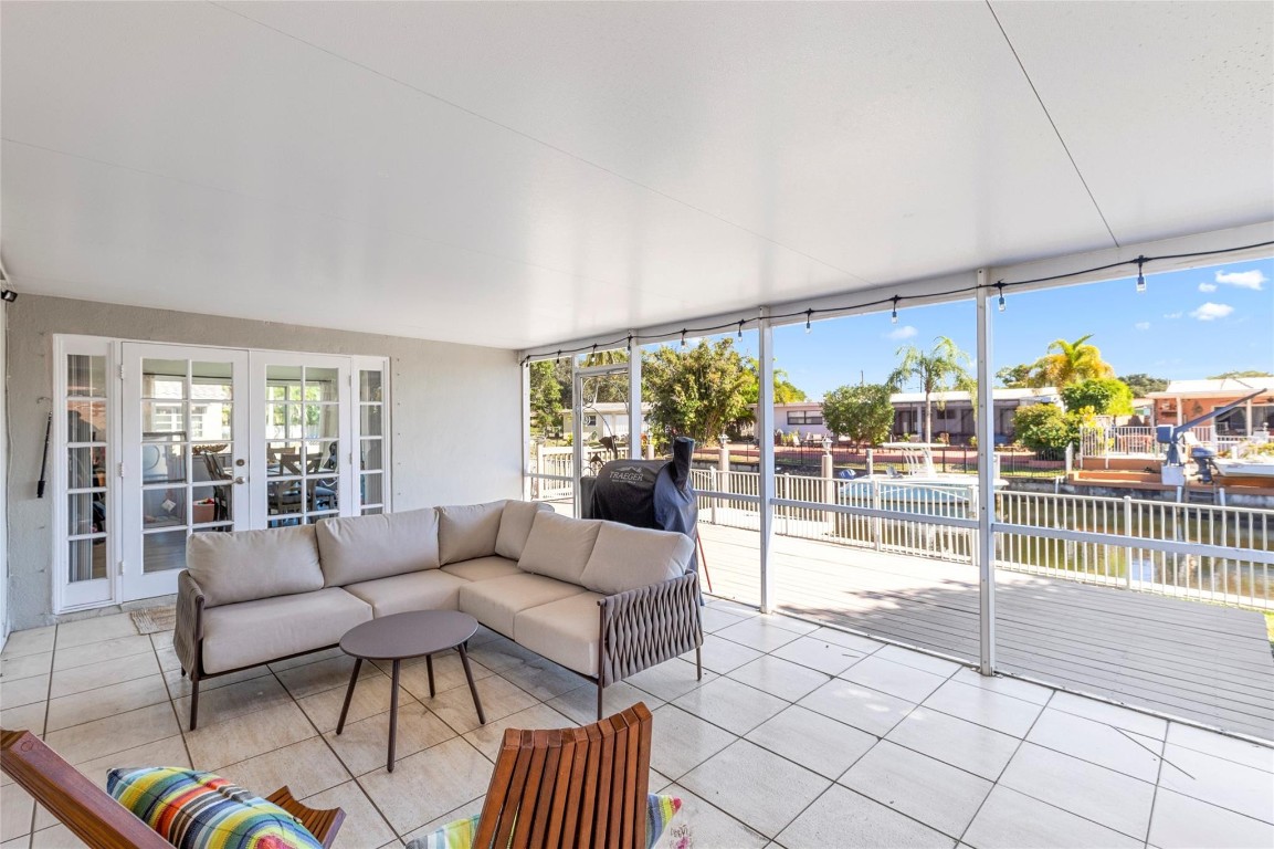 PLANTATION ISLES SEC TWO - Residential