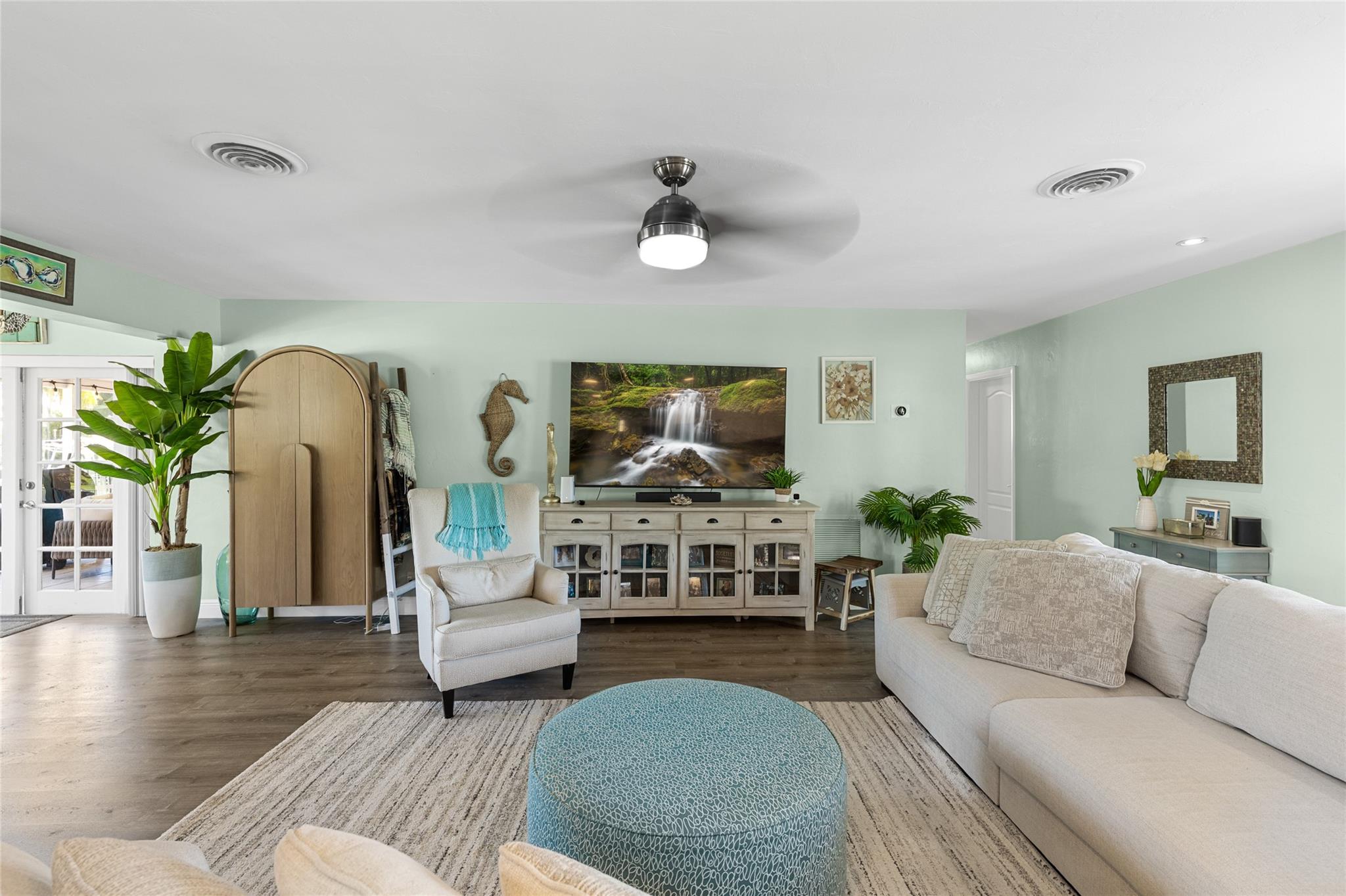 PLANTATION ISLES SEC TWO - Residential