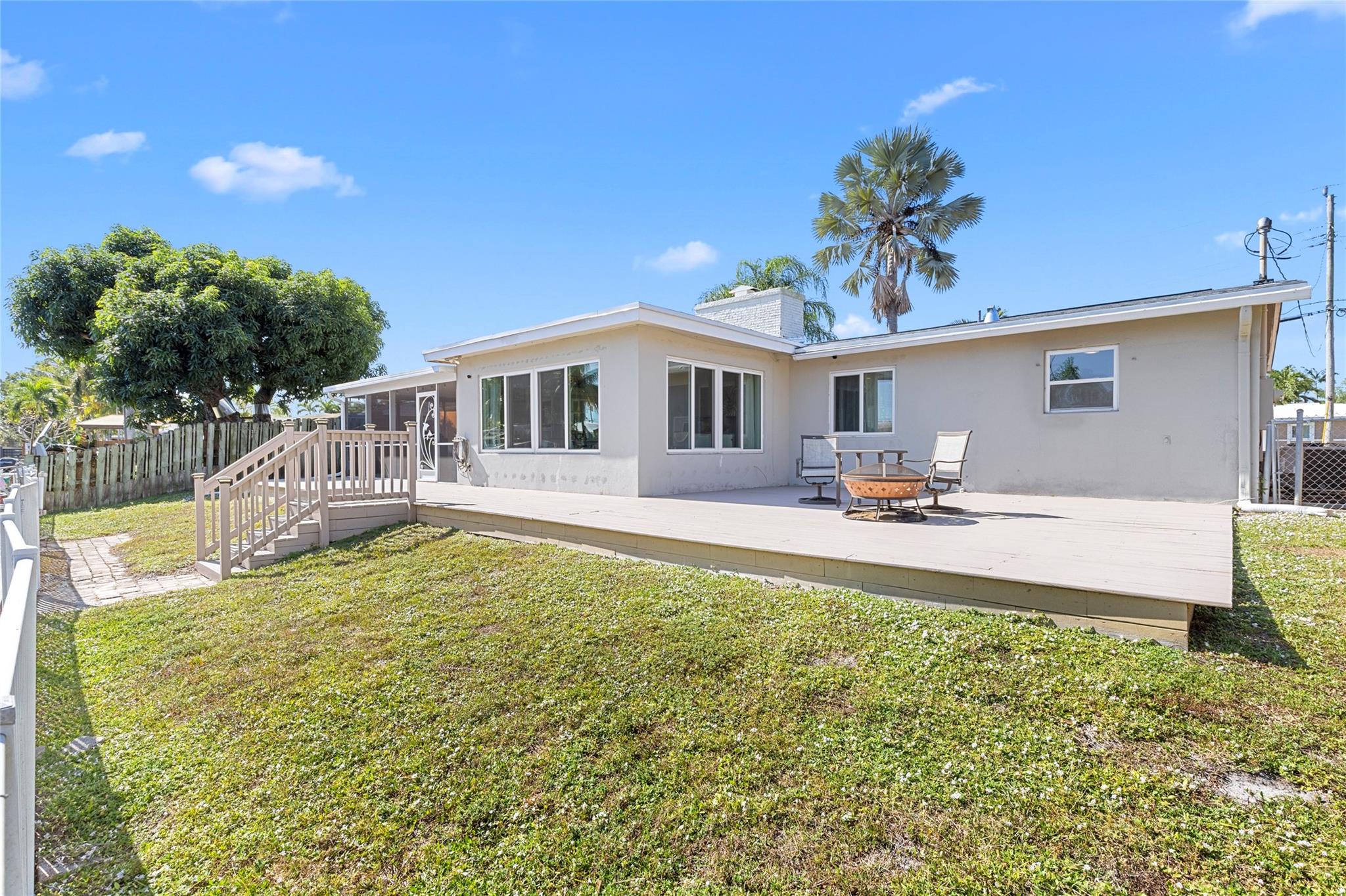 PLANTATION ISLES SEC TWO - Residential