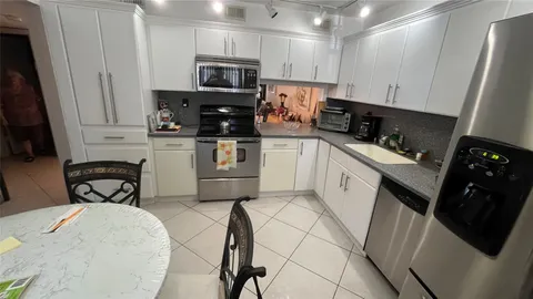 4970 E Sabal Palm Blvd Unit 108, Tamarac, FL MLS: F10441680