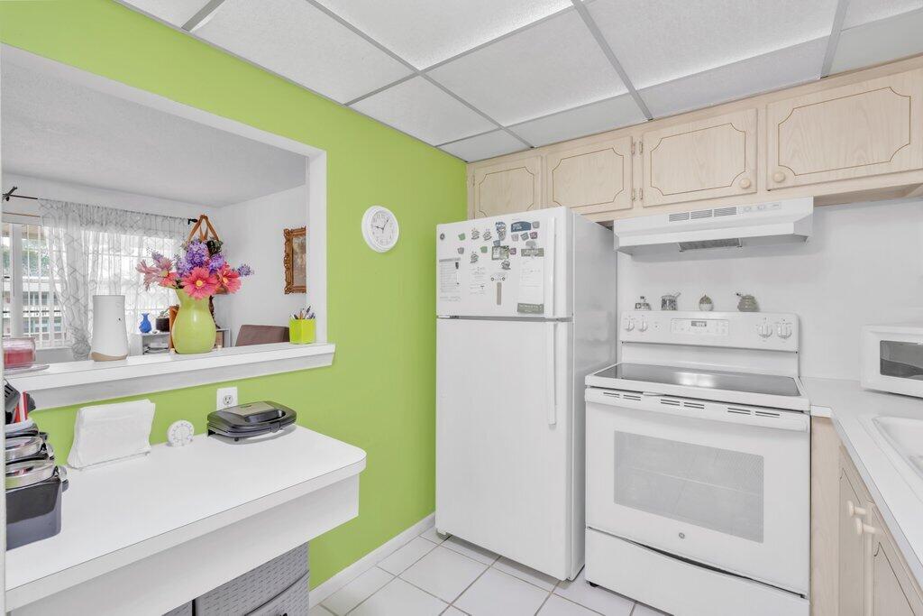 CAMDEN CONDOS - Residential