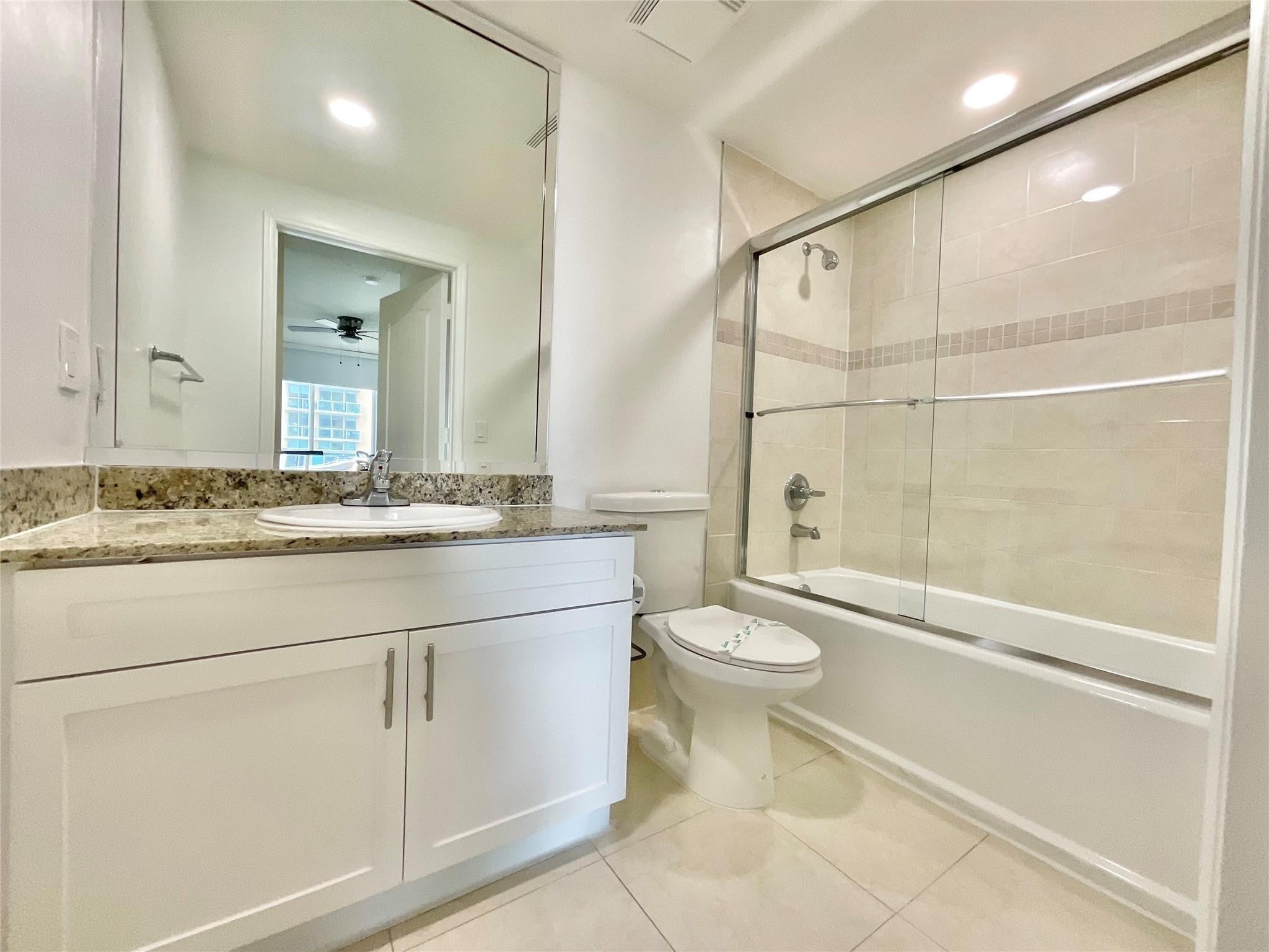 16900 N Bay Road 3-804