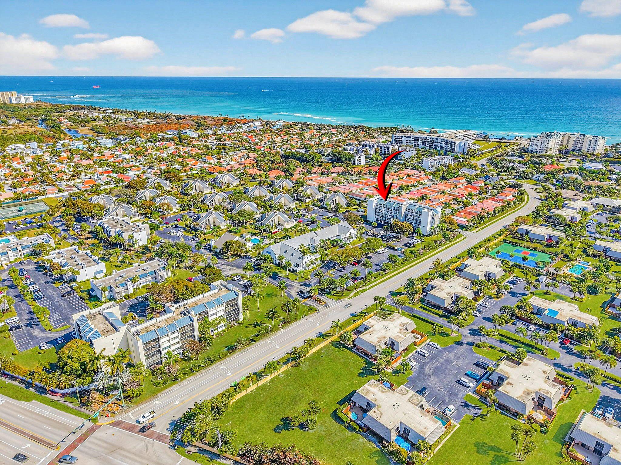 1605 S Us Highway 1 504m3