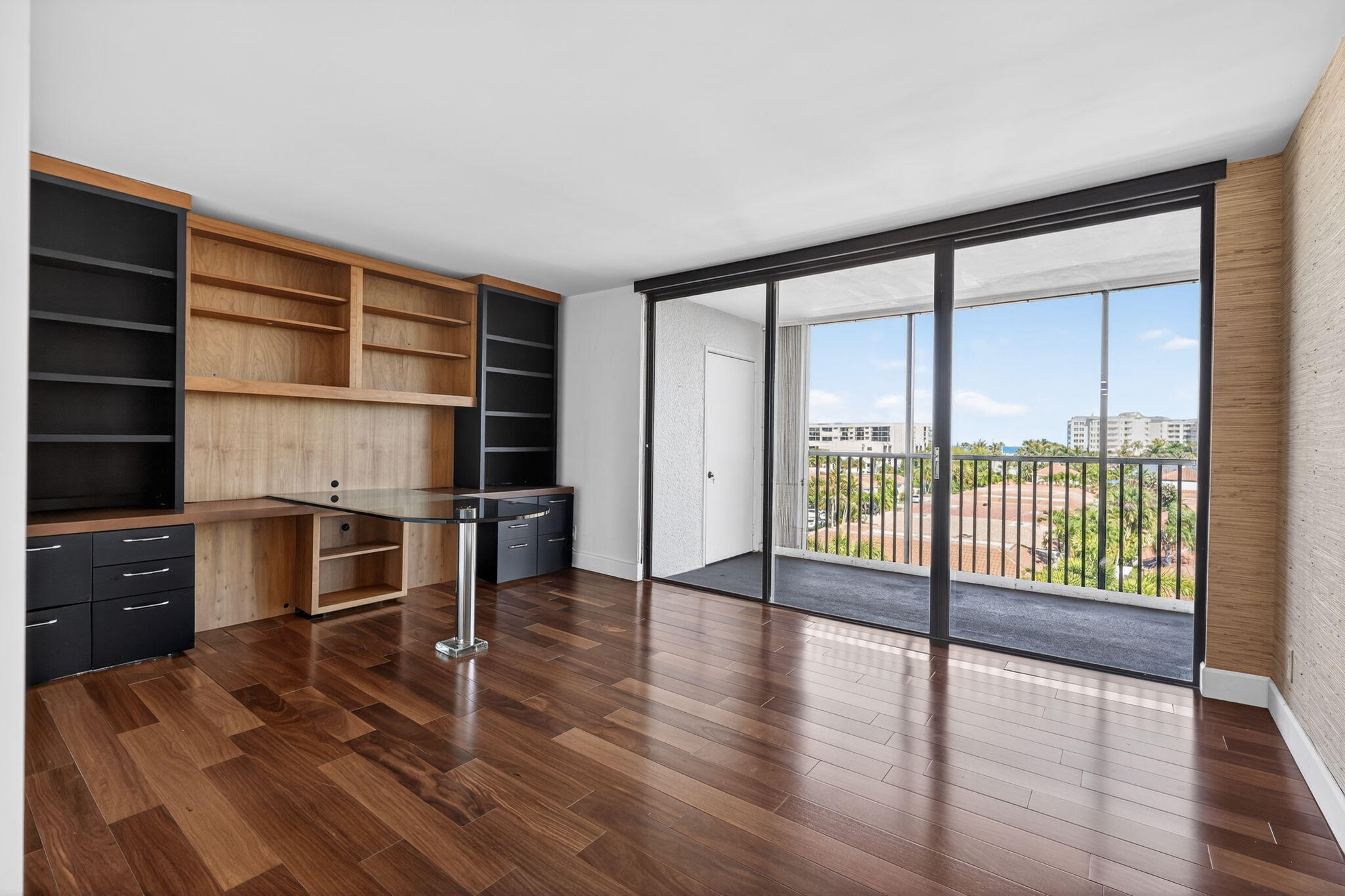 JUPITER OCEAN AND RACQUET CLUB - Residential