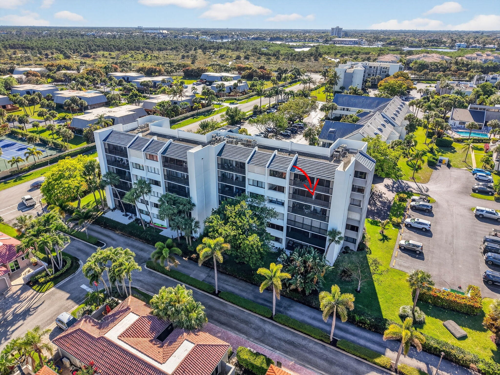 JUPITER OCEAN AND RACQUET CLUB - Residential