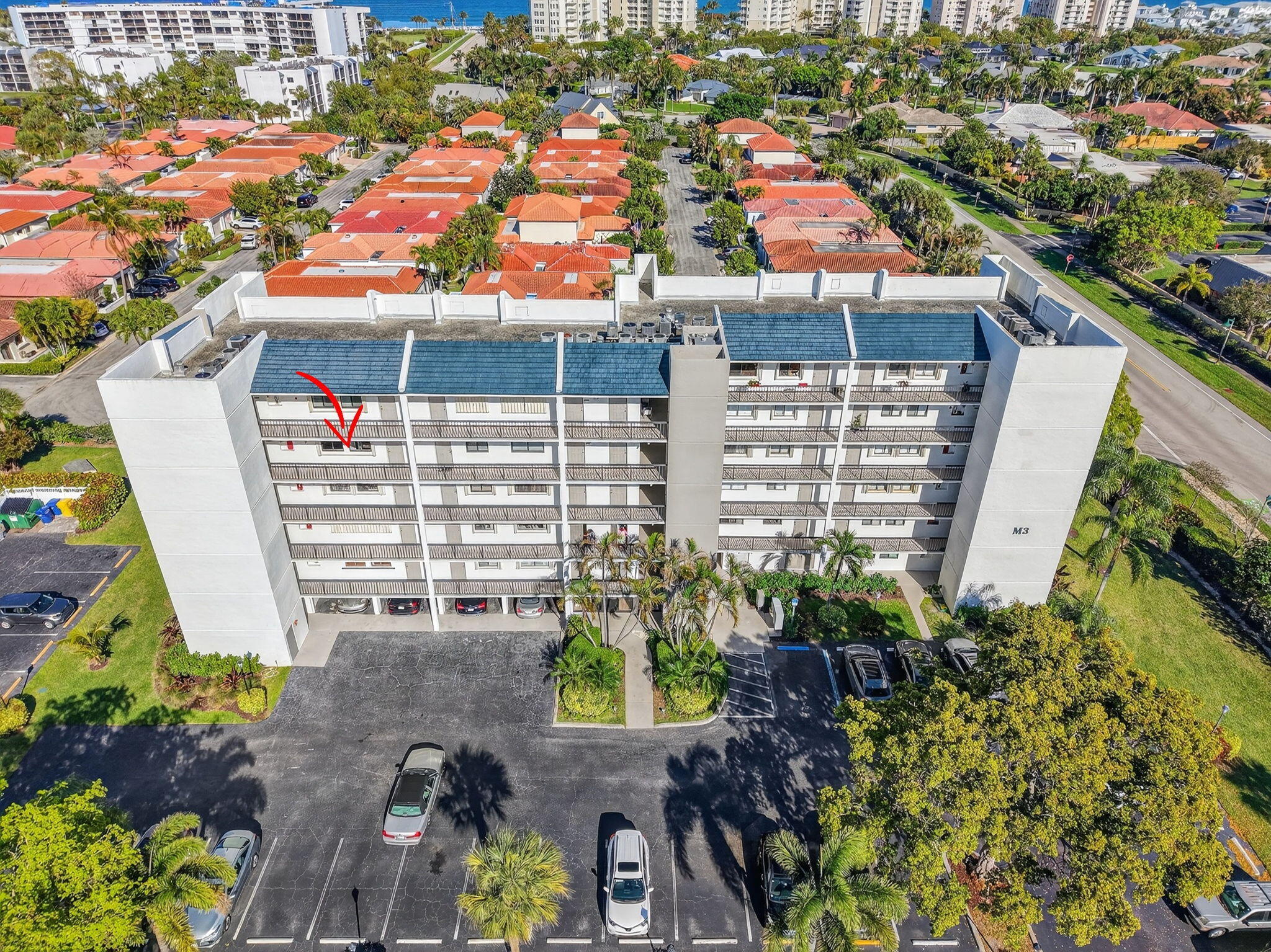 JUPITER OCEAN AND RACQUET CLUB - Residential
