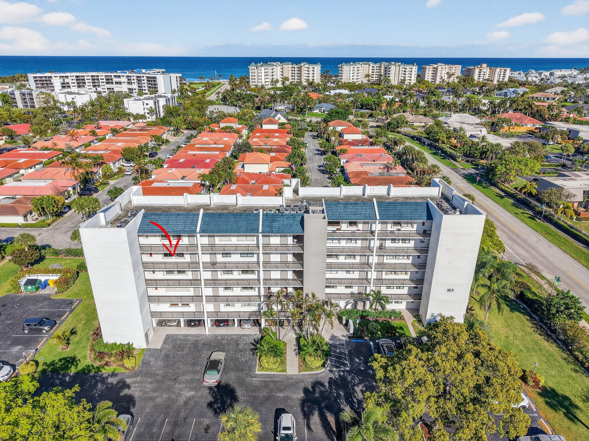 JUPITER OCEAN AND RACQUET CLUB - Residential