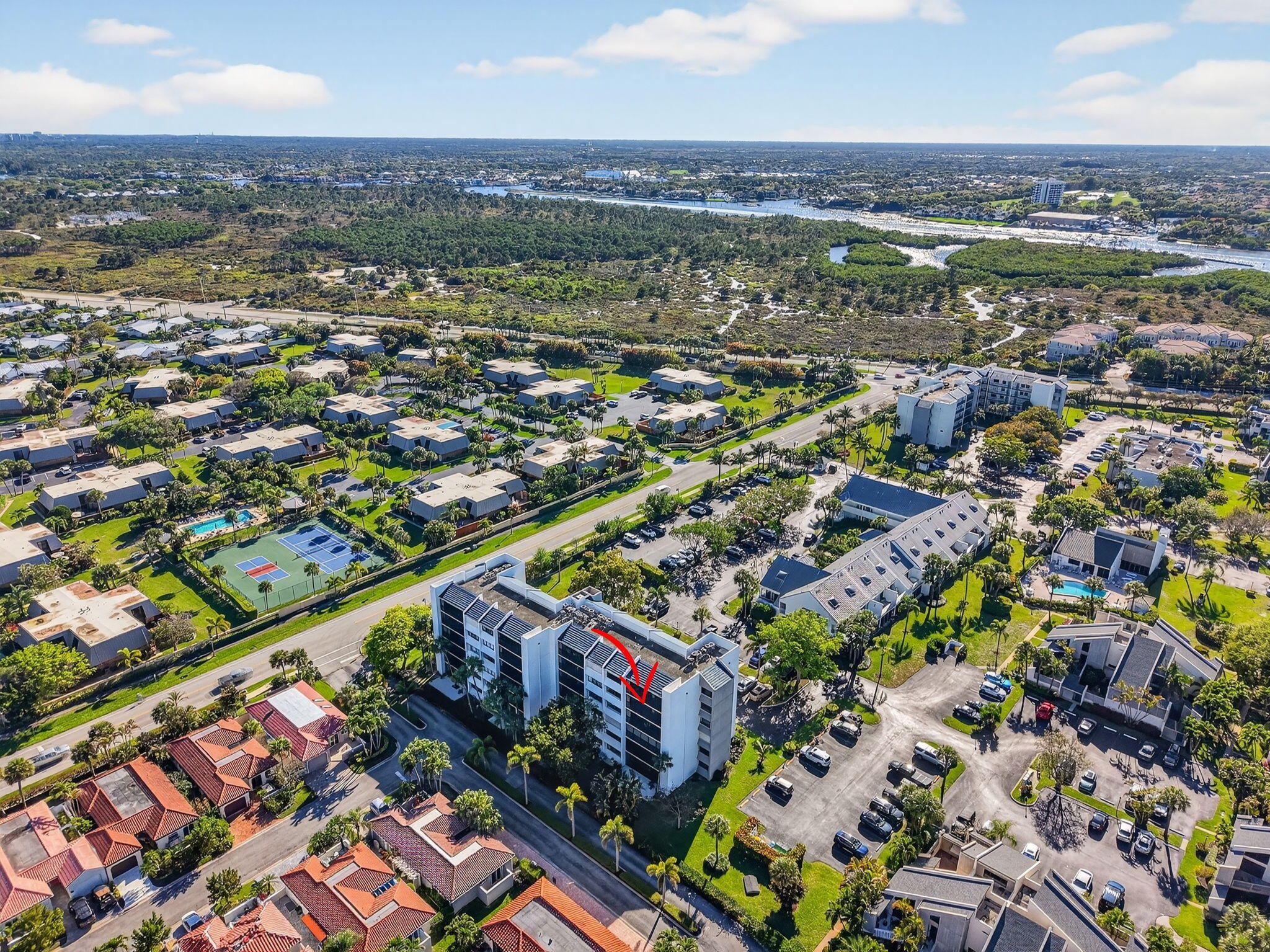 JUPITER OCEAN AND RACQUET CLUB - Residential
