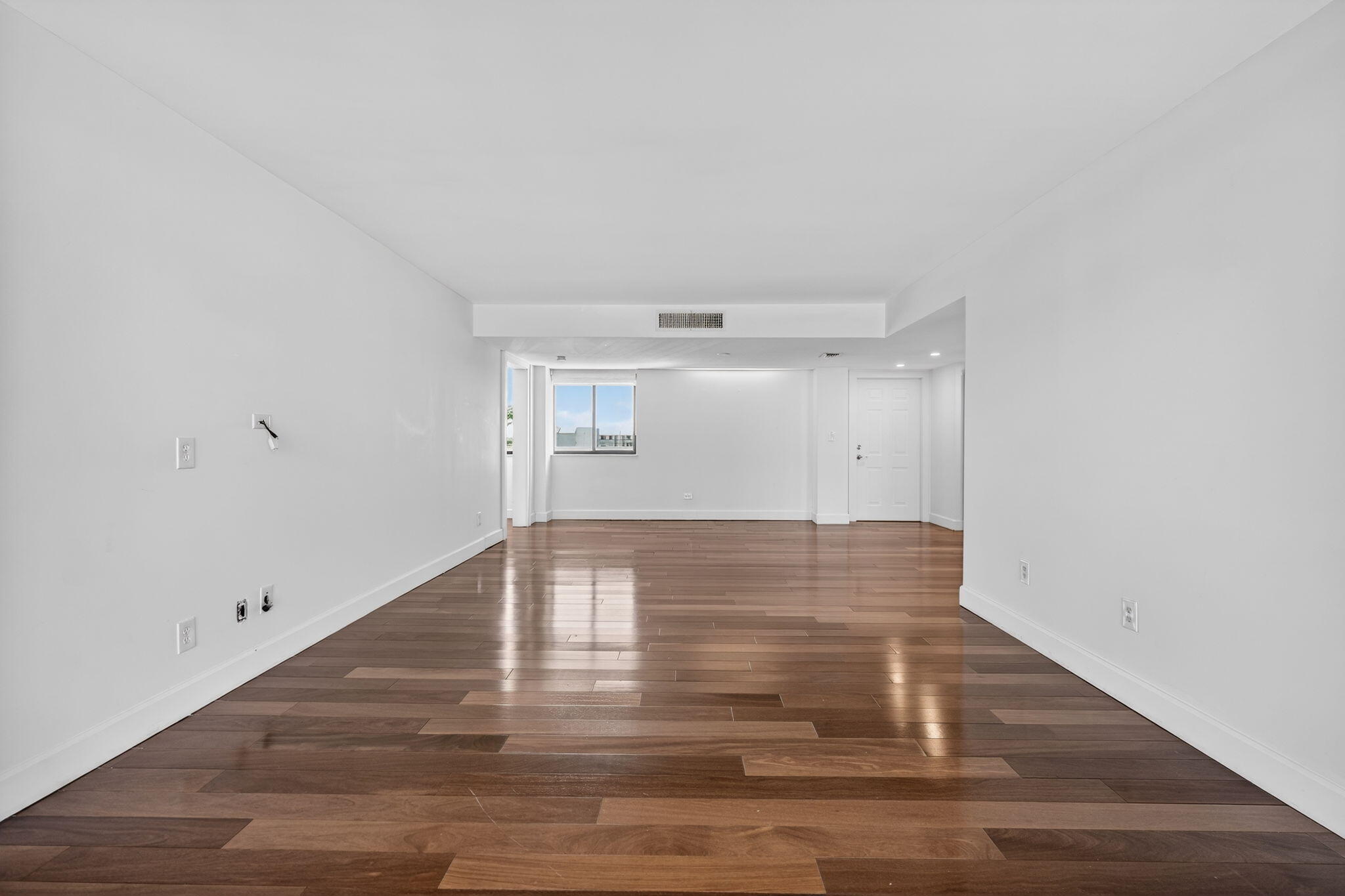 JUPITER OCEAN AND RACQUET CLUB - Residential