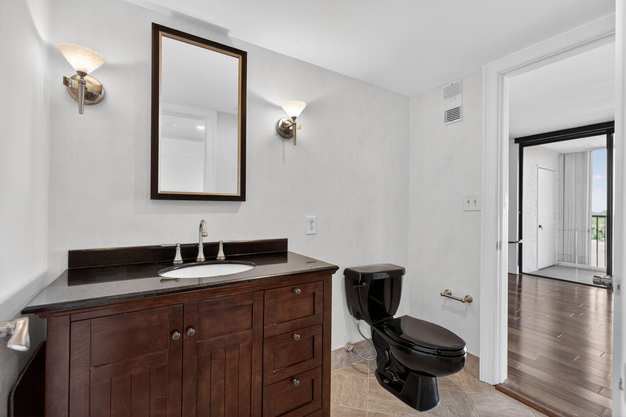 JUPITER OCEAN AND RACQUET CLUB - Residential