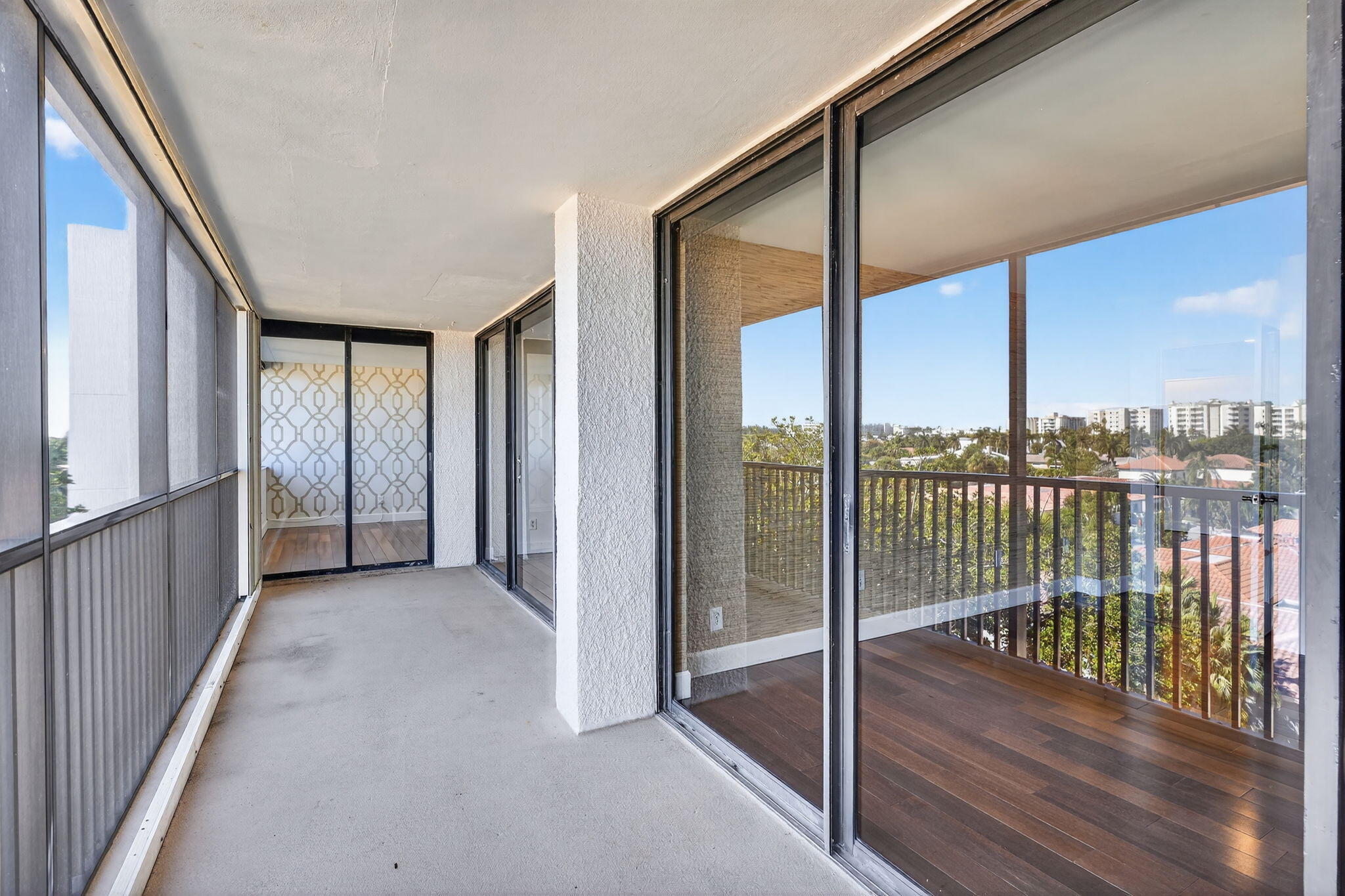 JUPITER OCEAN AND RACQUET CLUB - Residential