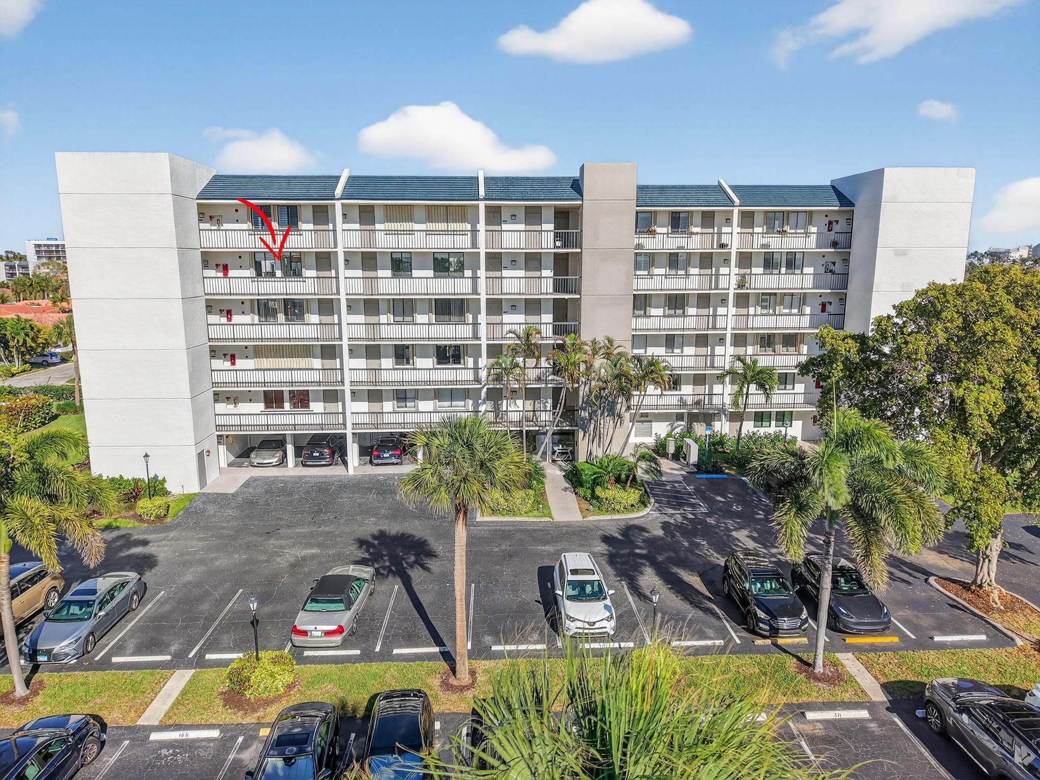 JUPITER OCEAN AND RACQUET CLUB - Residential