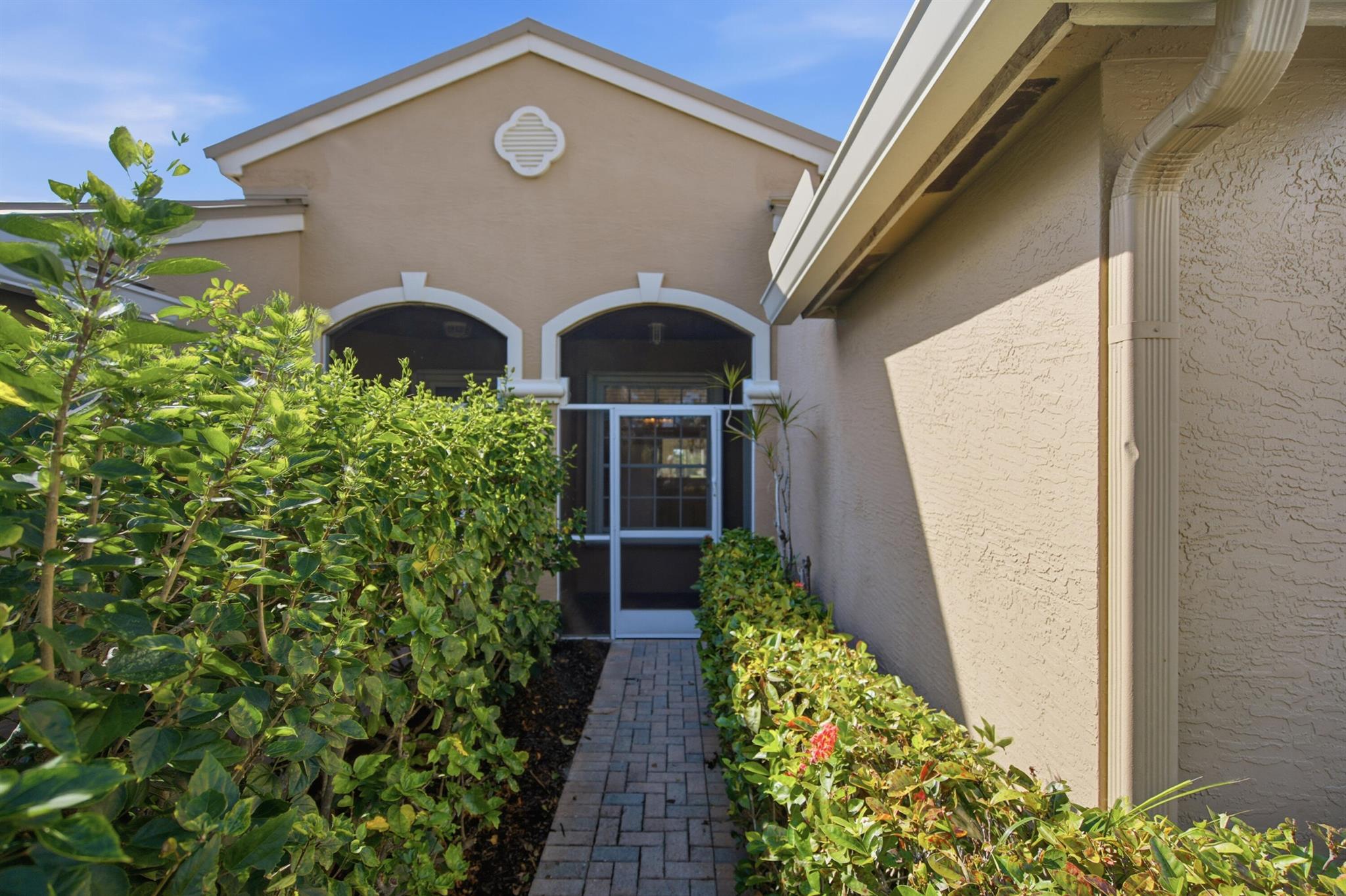 JENSEN BEACH GOLF AND COU - Residential