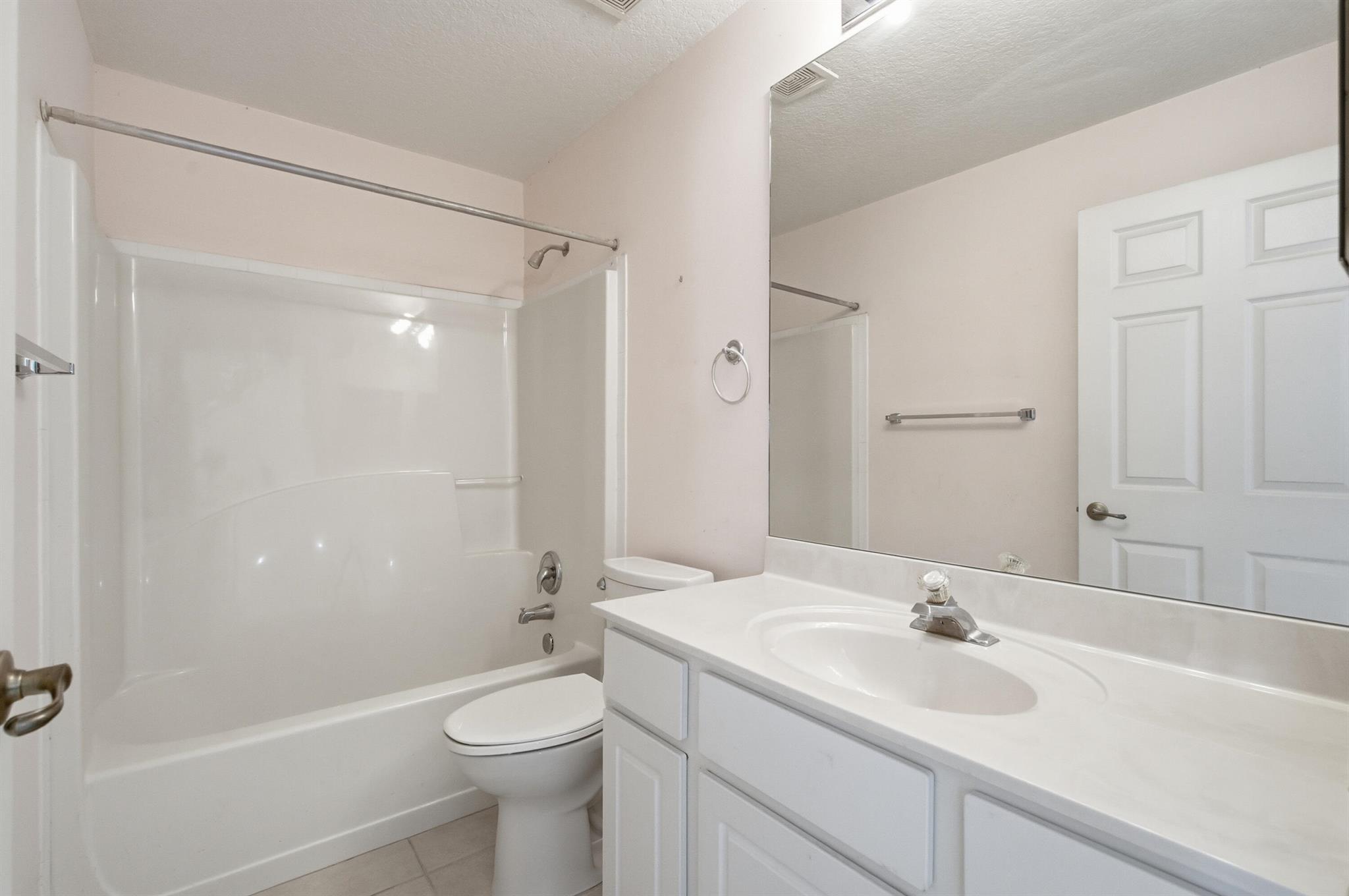 JENSEN BEACH GOLF AND COU - Residential