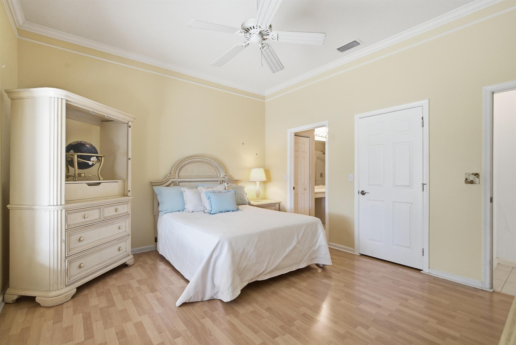 JENSEN BEACH GOLF AND COU - Residential