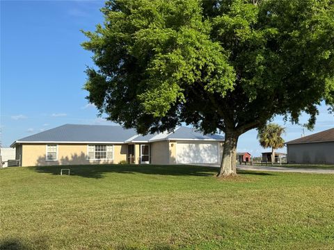 A home in Okeechobee