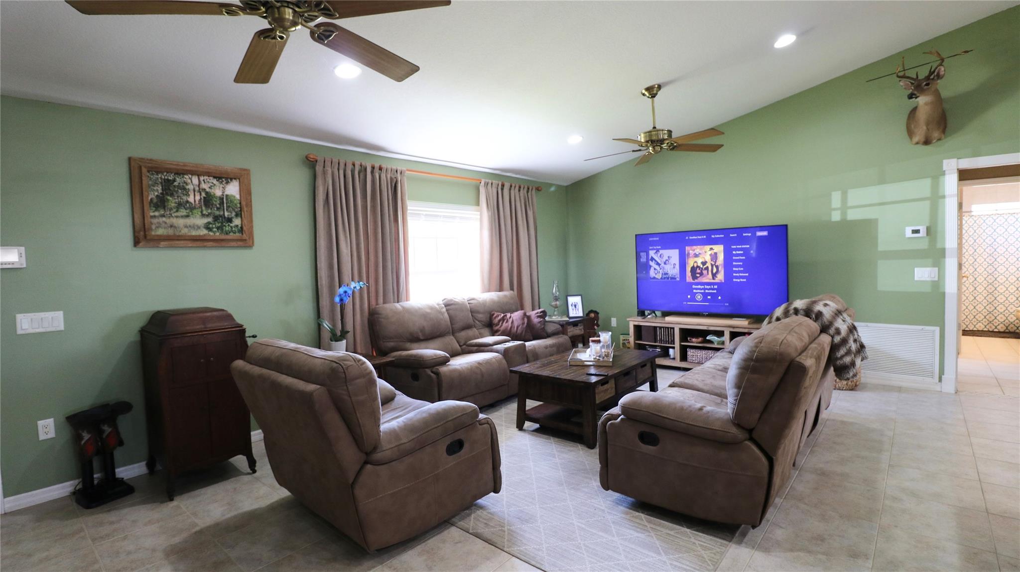 792 SW 85th Ave