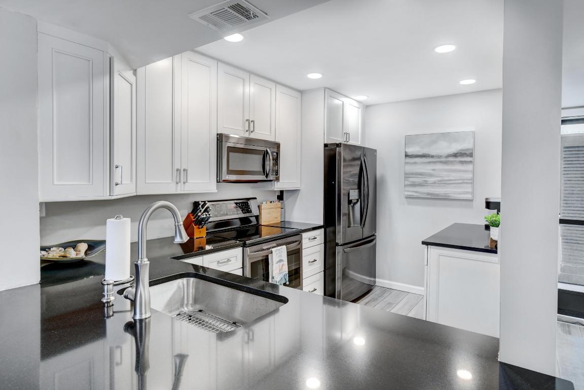 9490 S Ocean Drive 412