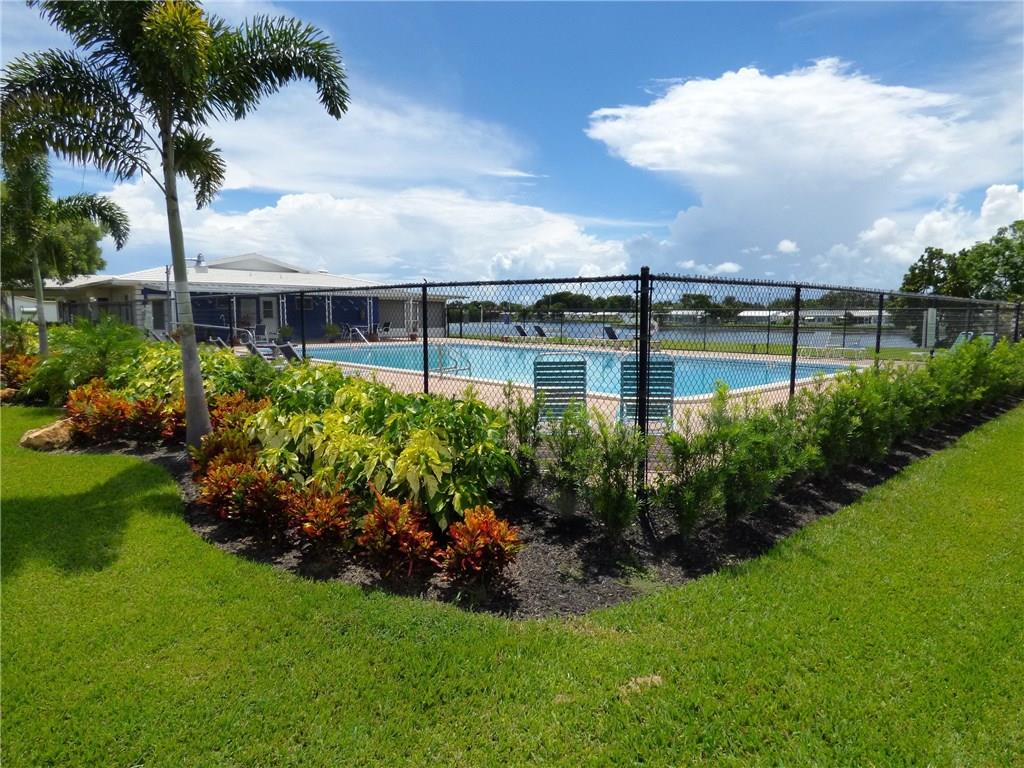 TAMARAC LAKES NORTH - Residential
