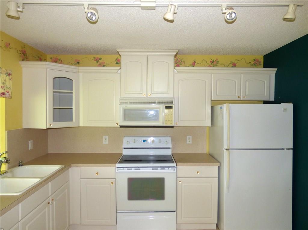 TAMARAC LAKES NORTH - Residential