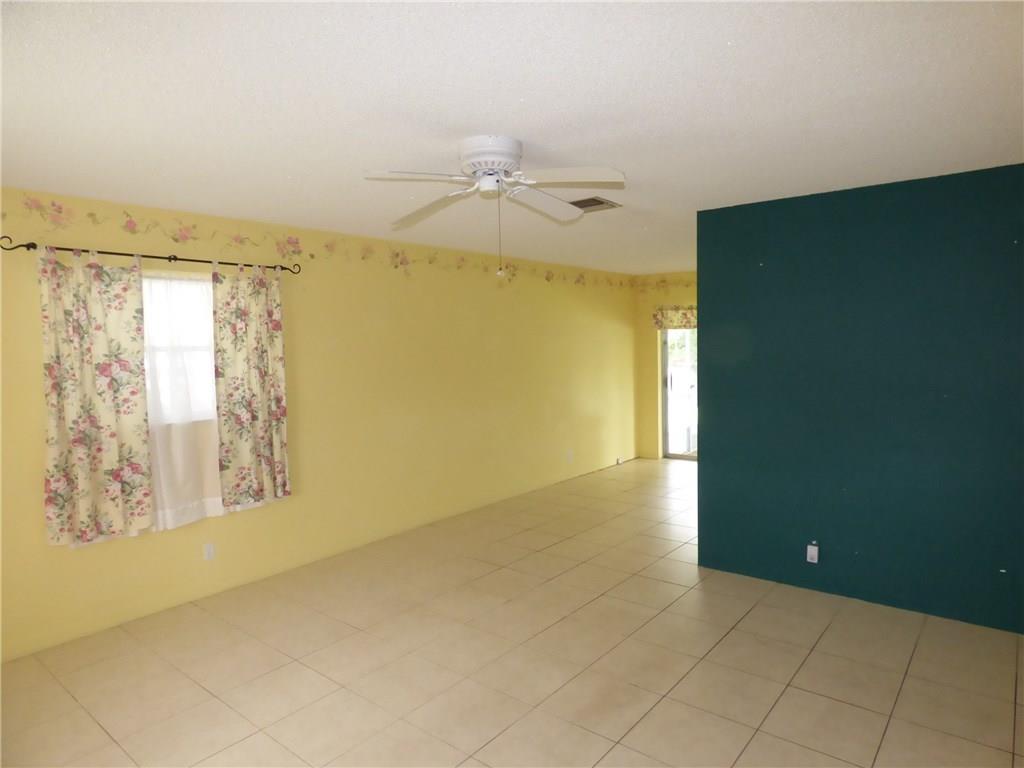 TAMARAC LAKES NORTH - Residential