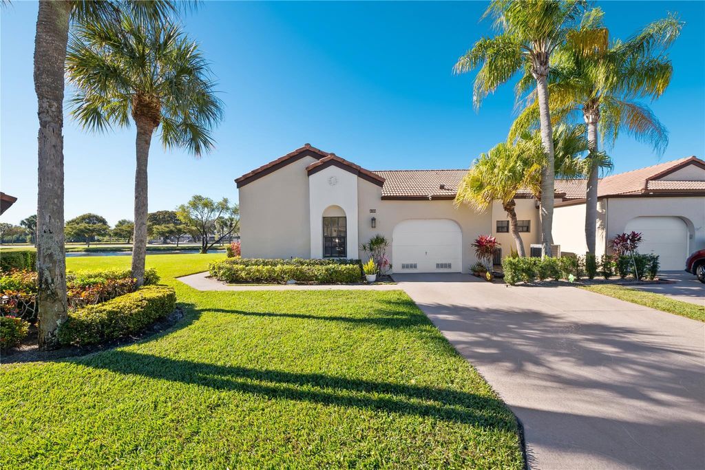 Photo of 8228 Waterline Drive, Boynton Beach, FL 33472 (MLS # F10549995)