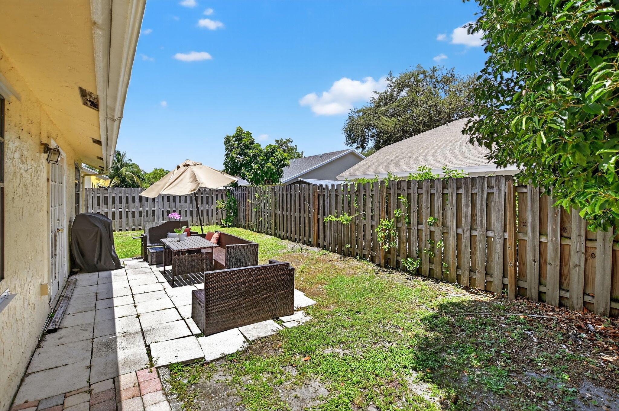 10548 Boca Entrada Boulevard, Boca Raton, FL, 33428/$375,000 3 10548 Boca Entrada Boulevard