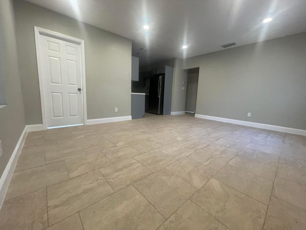 Photo of 106 S 20th Street, Fort Pierce, FL 34950 (MLS # R11022751)