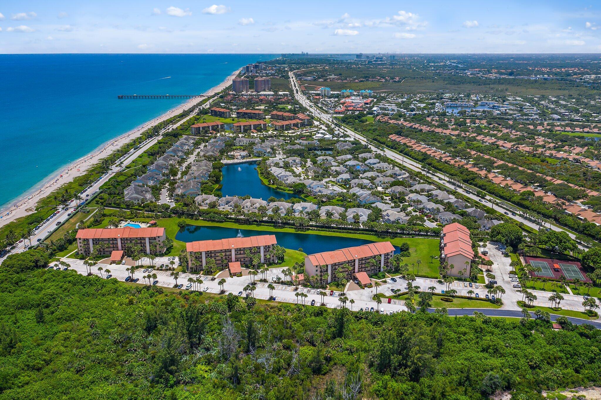 301 Ocean Bluffs Boulevard 405, Jupiter, FL, 33477/$725,000 3 301 Ocean Bluffs Boulevard 405