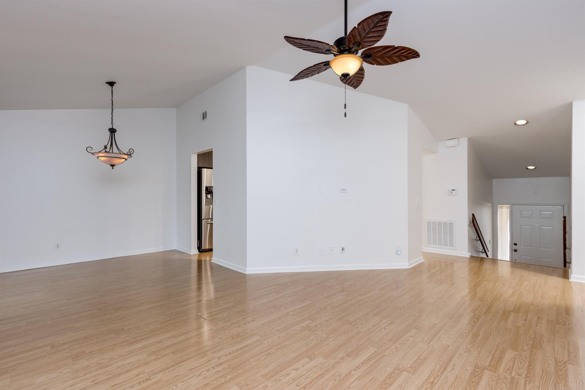 5740 Coach House Circle G