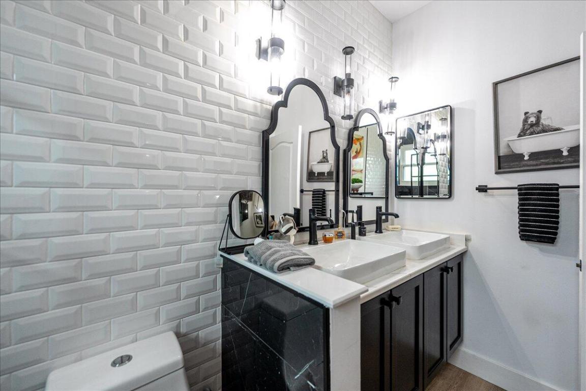 Heritage Oaks - Residential