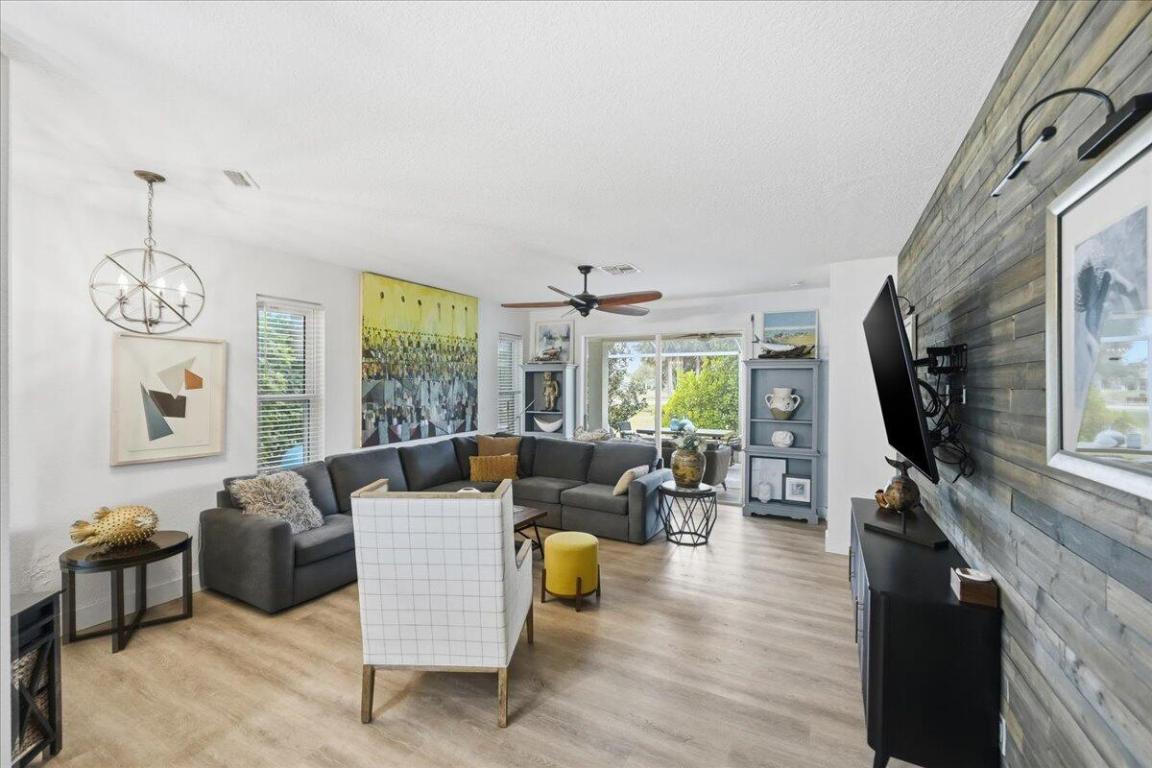 Heritage Oaks - Residential