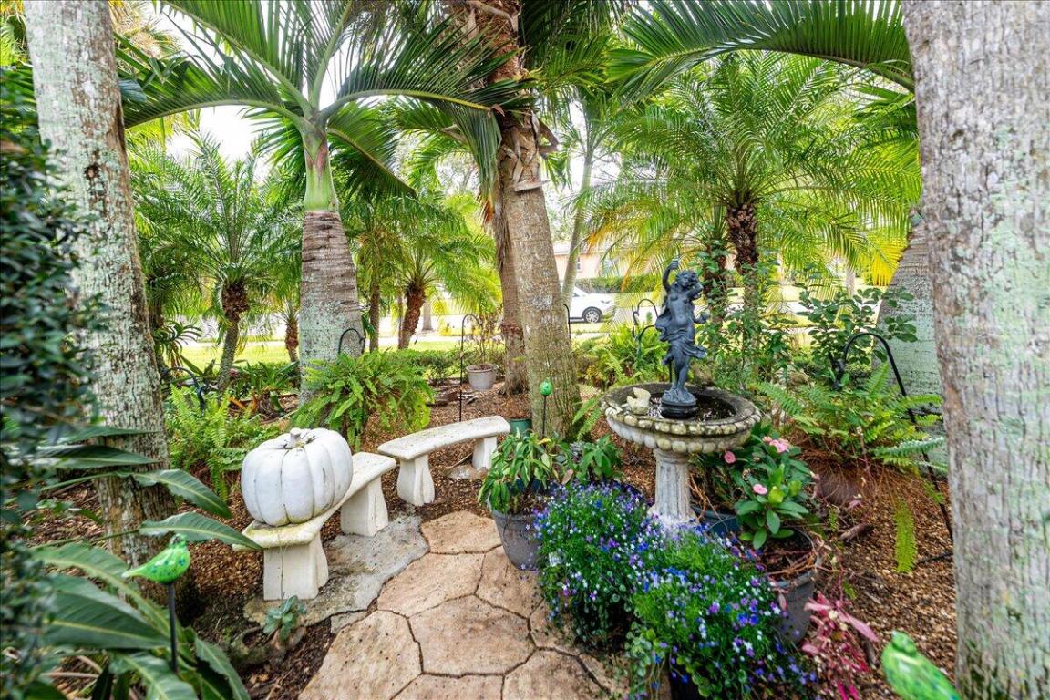 9691 SW Glenbrook Drive