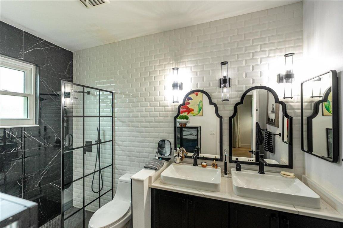 Heritage Oaks - Residential