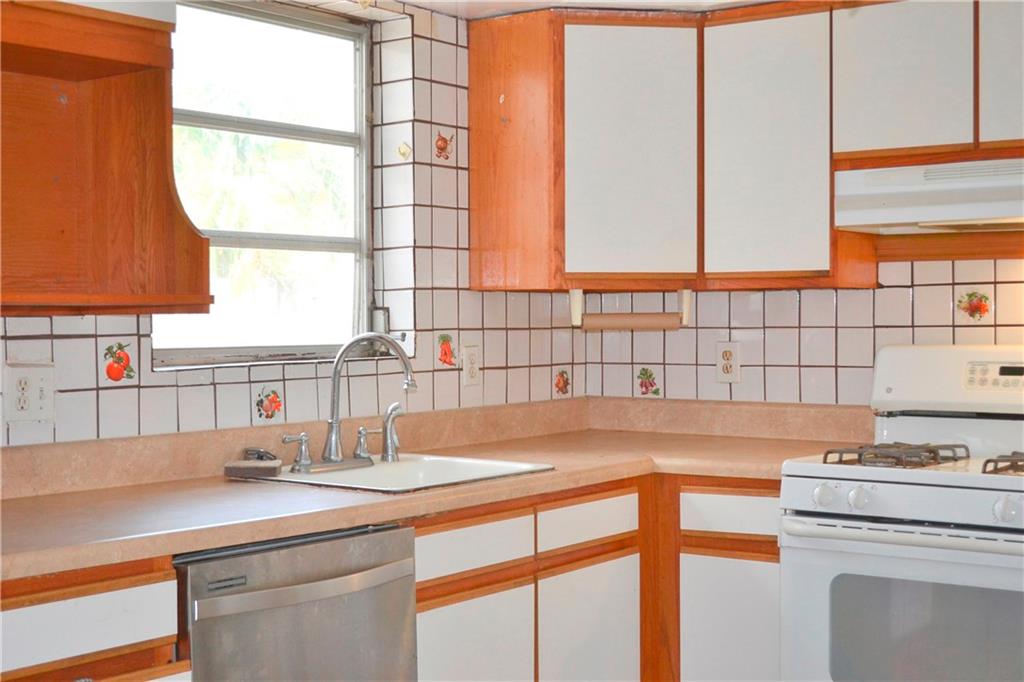Boulevard Park 51-33 B - Residential