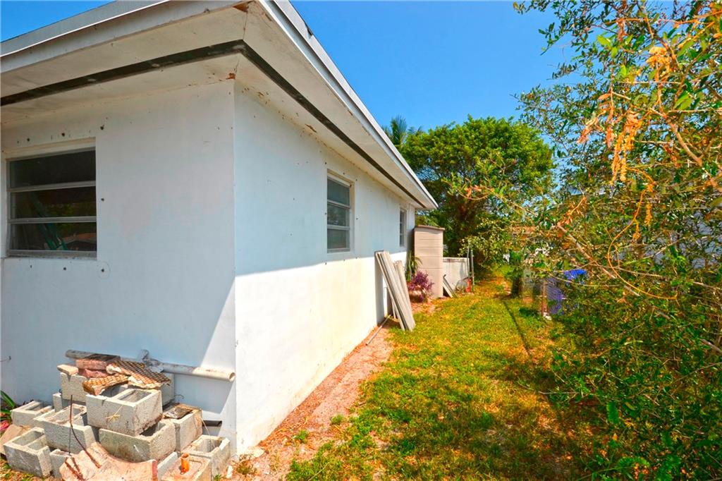 Boulevard Park 51-33 B - Residential