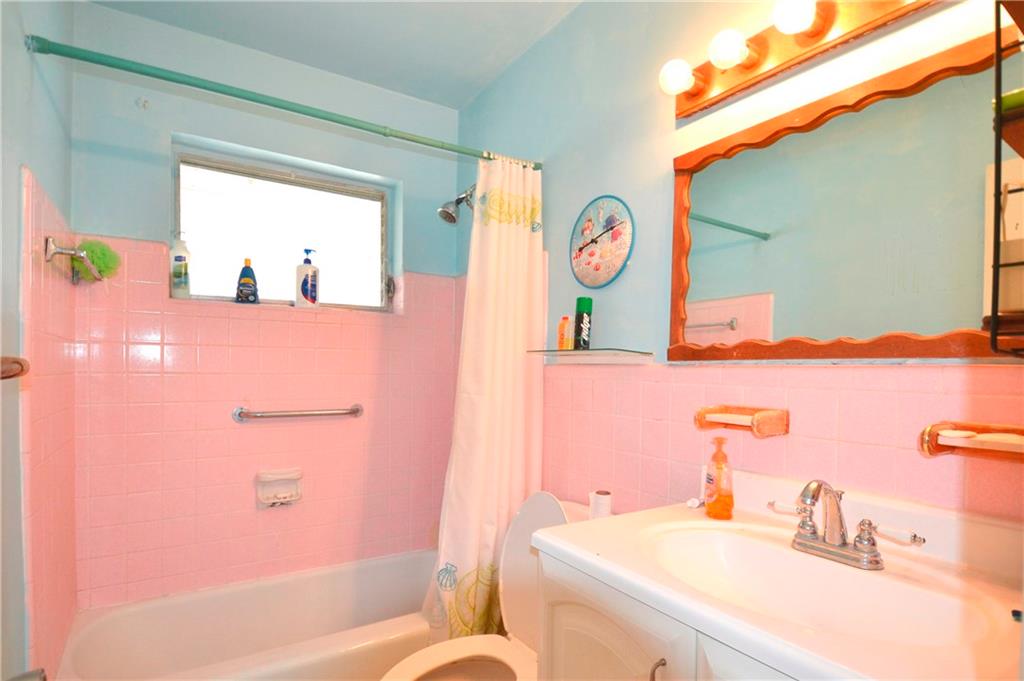 Boulevard Park 51-33 B - Residential