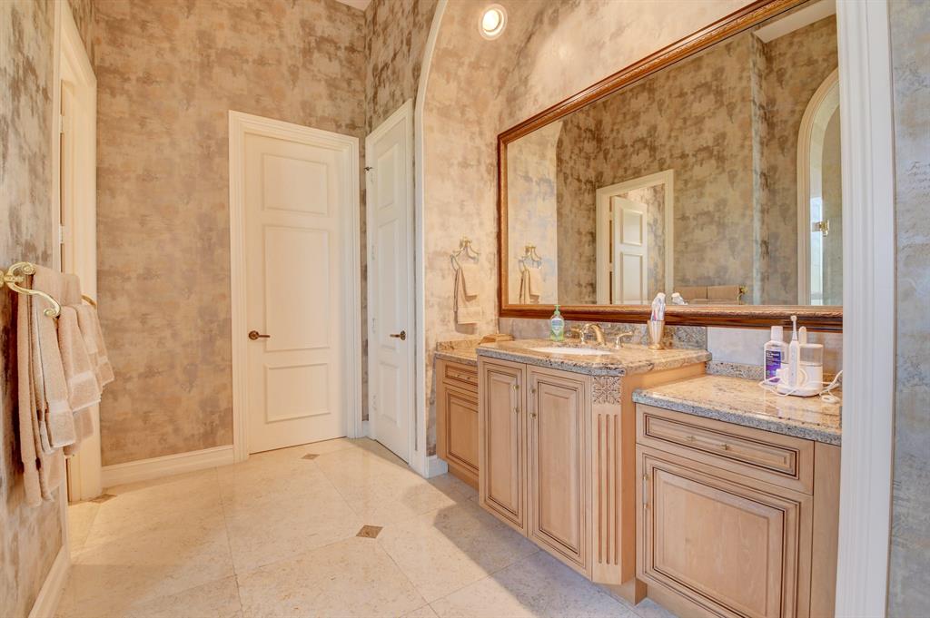 ST ANDREWS COUNTRY CLUB - Residential