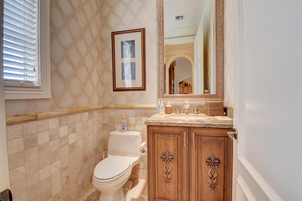 ST ANDREWS COUNTRY CLUB - Residential