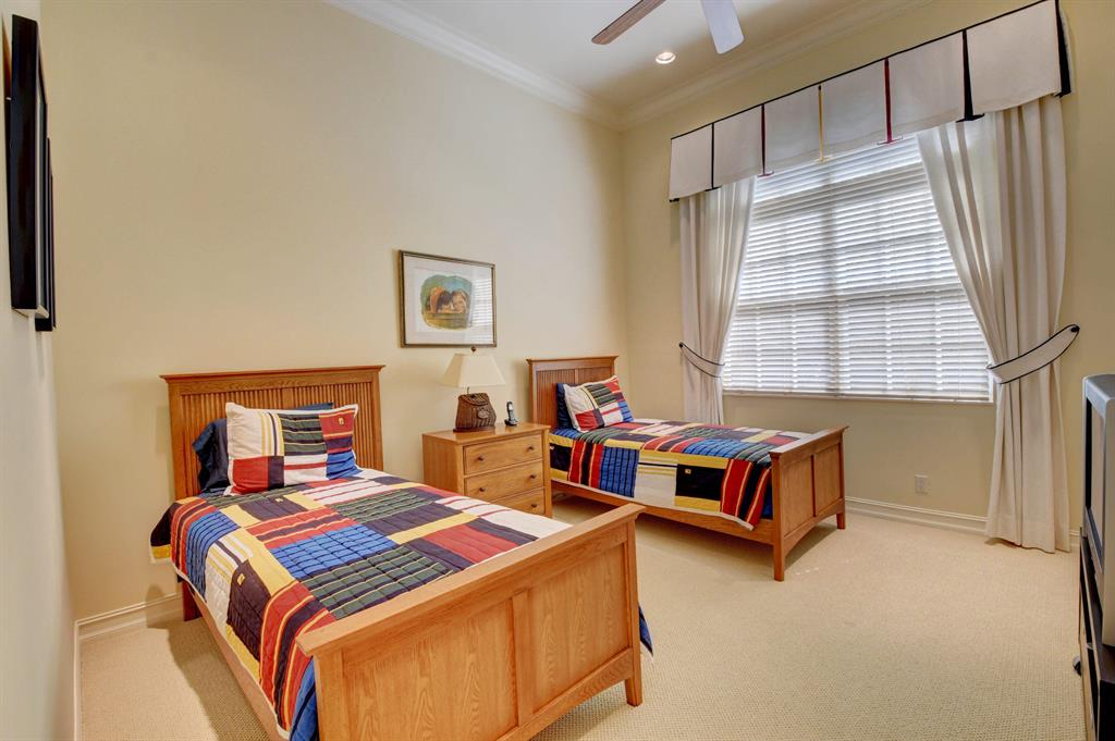 ST ANDREWS COUNTRY CLUB - Residential