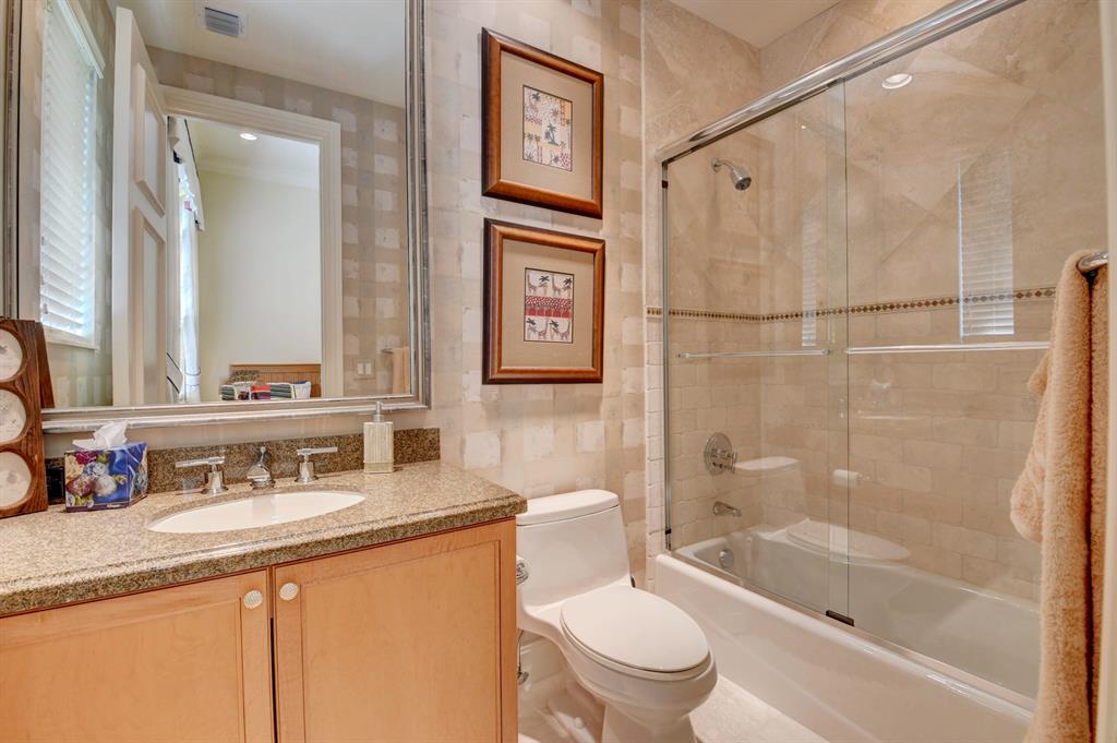 ST ANDREWS COUNTRY CLUB - Residential