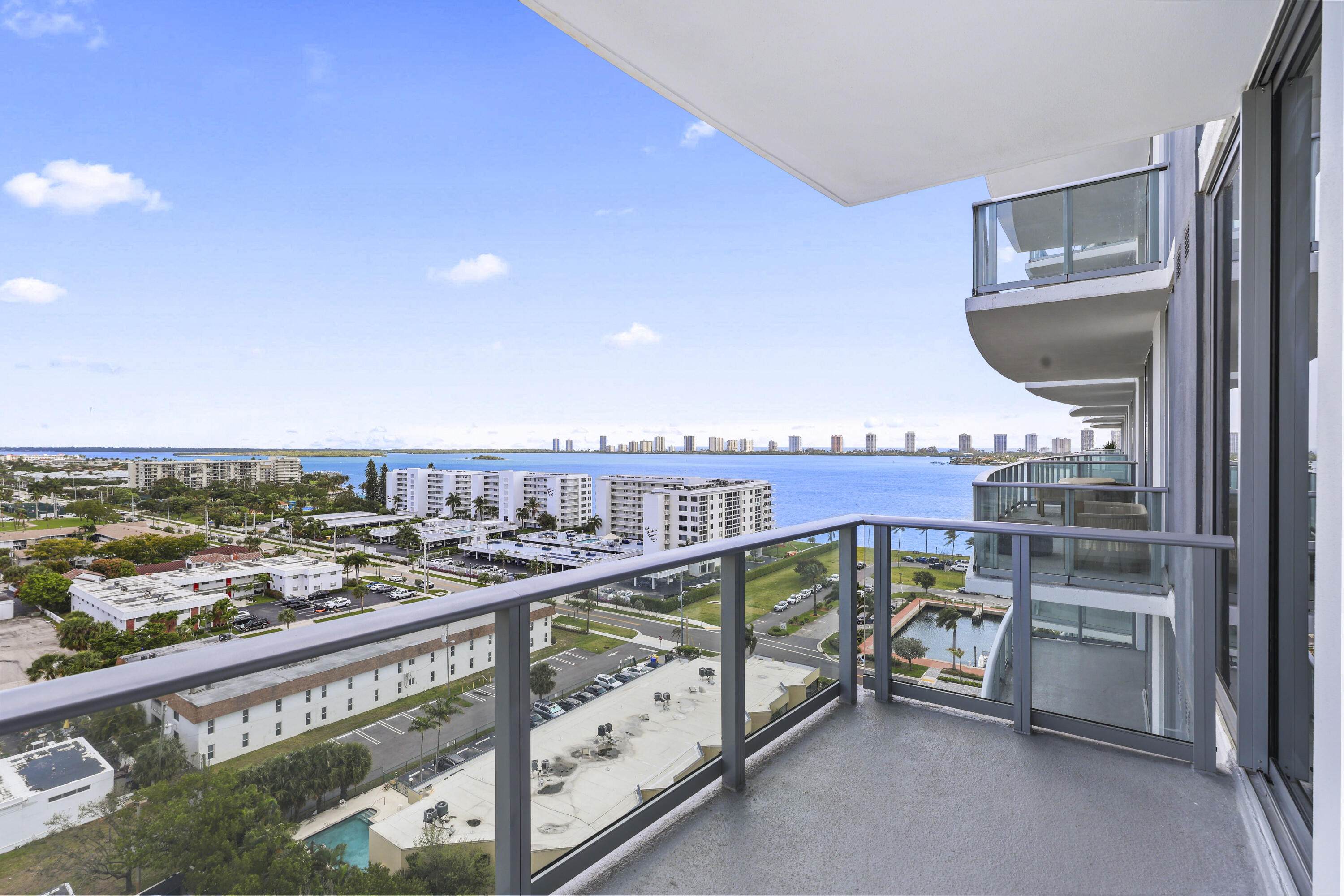 Nautilus 220 - Residential